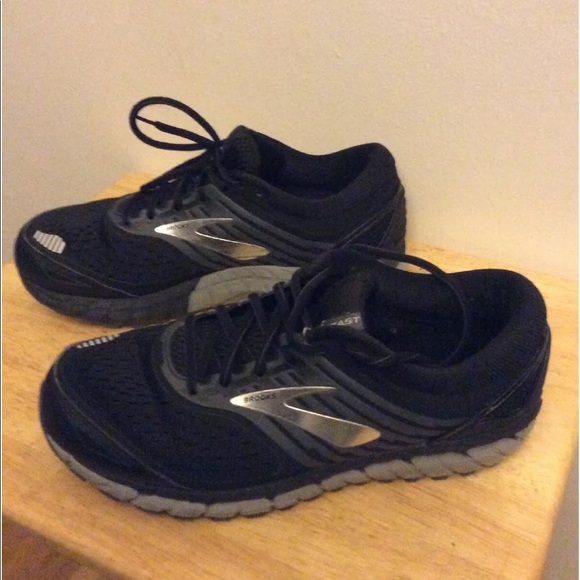 Brooks Other - Brooks Beast 18 Men's Size 10.5D -Extra Wide 4E